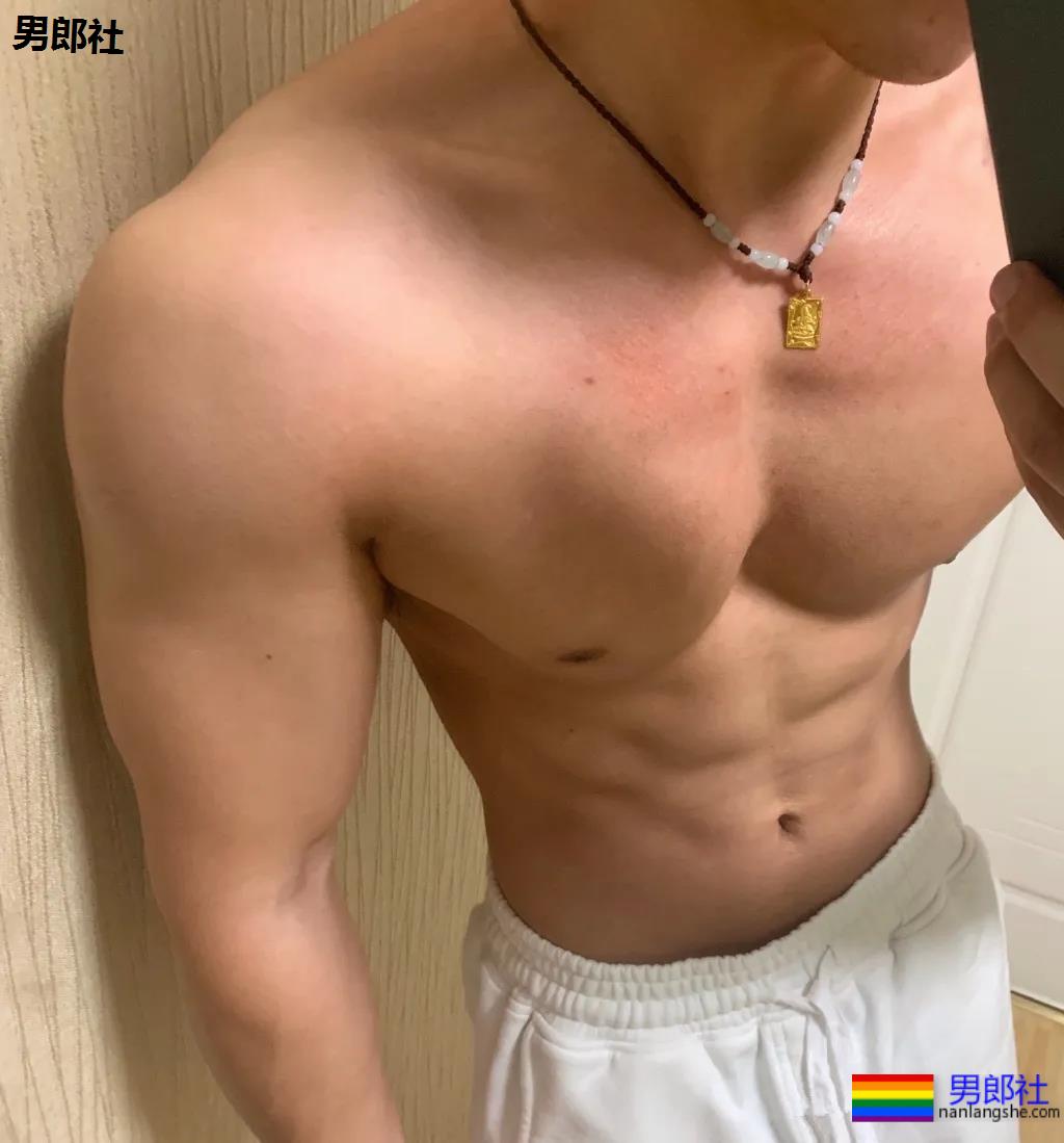 选个体育生做男友,发堉超好的那种! - 51虹马 选个体育生做男友,发堉超好的那种! - 51虹马