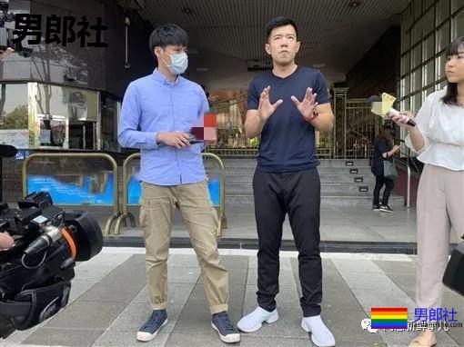 180CM男演员称坐车遭40岁大叔摸大腿猥亵 - 51虹马