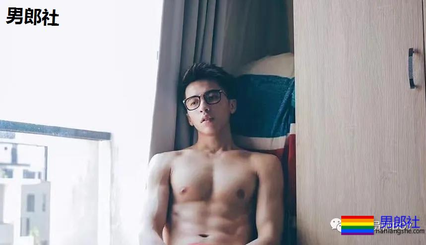 又一名肌肉医生火了？网红名媛为了红真是会炒作 - 51虹马