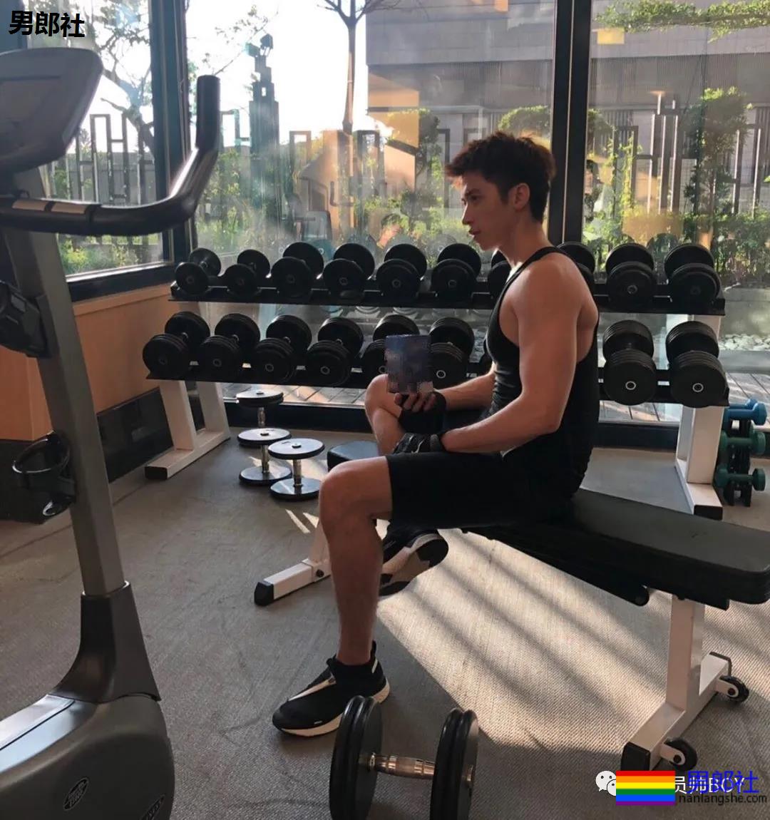 又一名肌肉医生火了？网红名媛为了红真是会炒作 - 51虹马