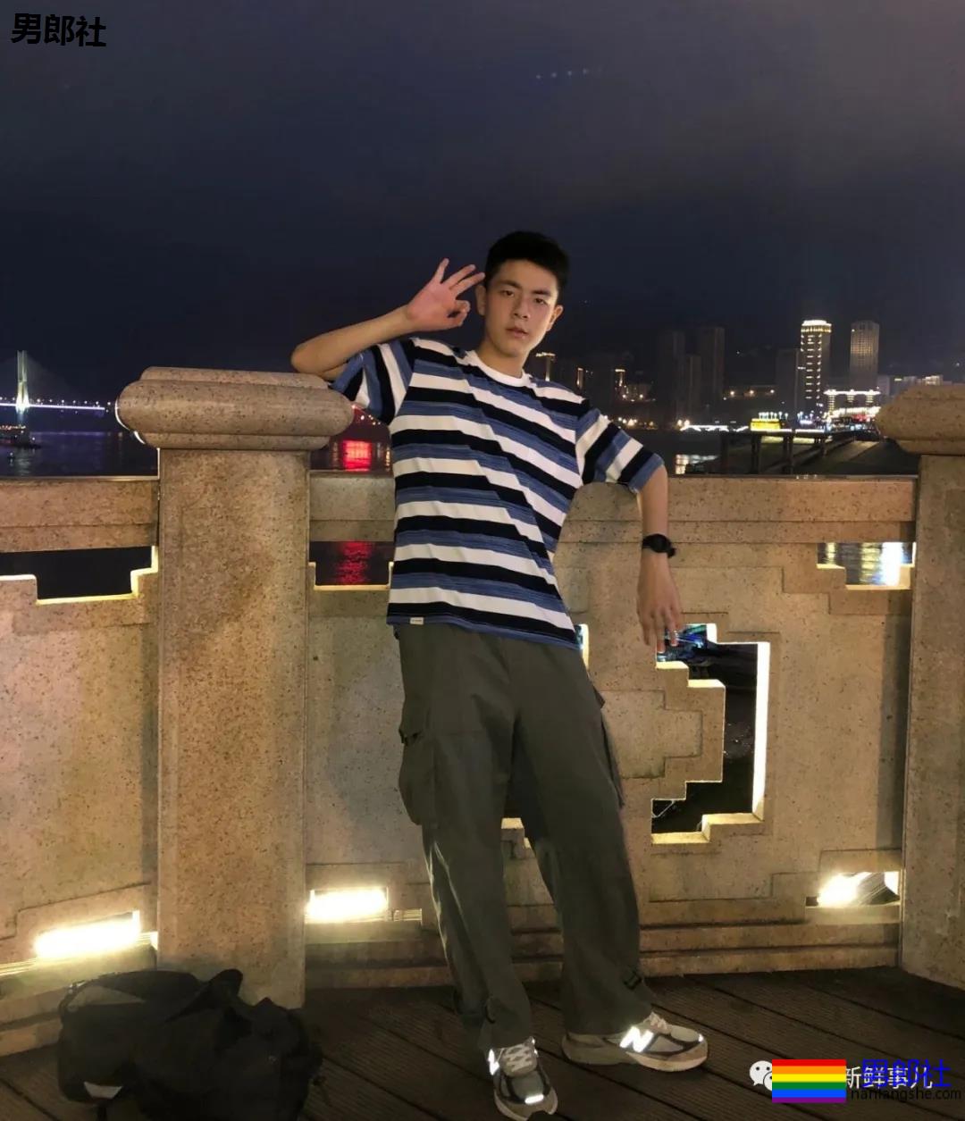 重庆涪陵五中17岁的高三男生因长太帅火了！ - 51虹马