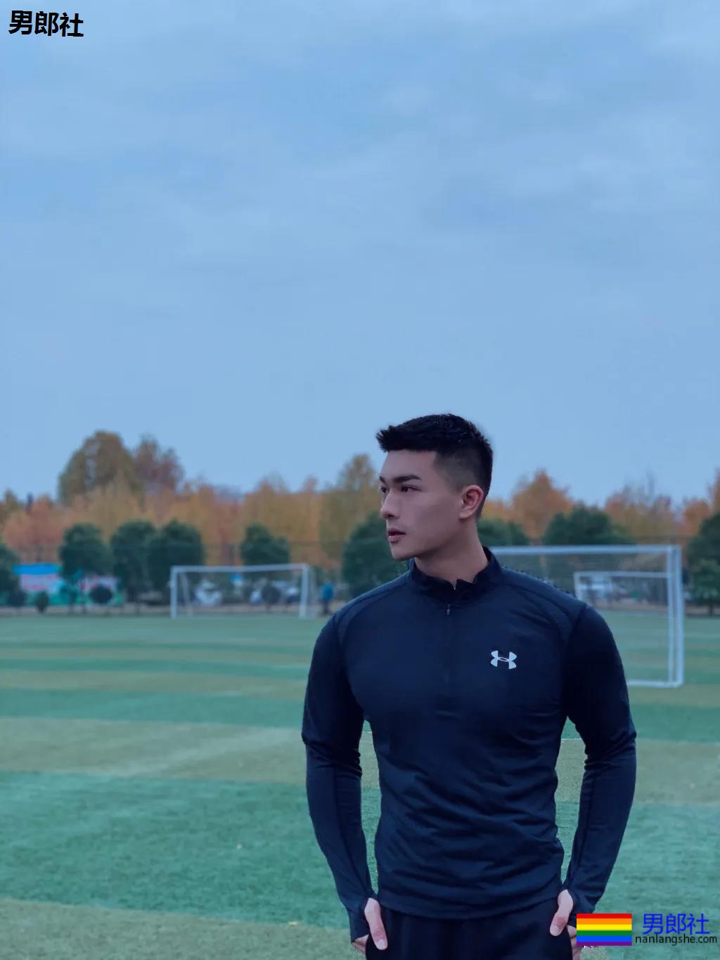 短寸体育生长腿大鼻子,私密照爆红网络,打莊极强! - 51虹马 短寸体育生长腿大鼻子,私密照爆红网络,打莊极强! - 51虹马