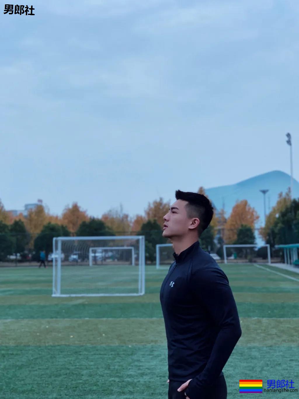 短寸体育生长腿大鼻子,私密照爆红网络,打莊极强! - 51虹马 短寸体育生长腿大鼻子,私密照爆红网络,打莊极强! - 51虹马