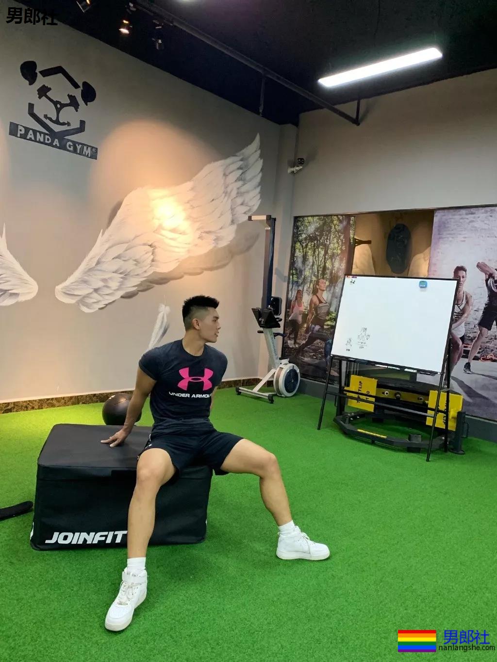 短寸体育生长腿大鼻子,私密照爆红网络,打莊极强! - 51虹马 短寸体育生长腿大鼻子,私密照爆红网络,打莊极强! - 51虹马