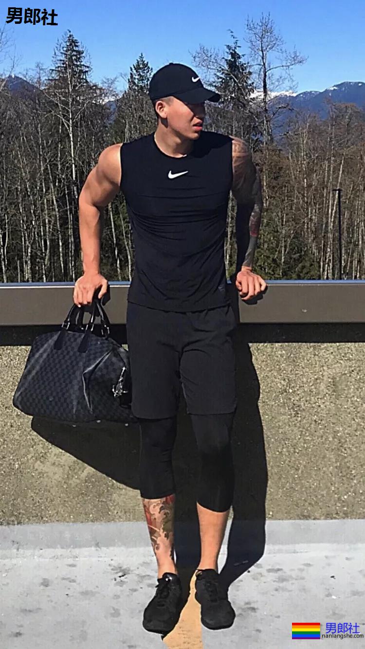 195灰裤子体育生,长腿翘臀公狗腰,强大实力藏不住了! - 51虹马 195灰裤子体育生,长腿翘臀公狗腰,强大实力藏不住了! - 51虹马