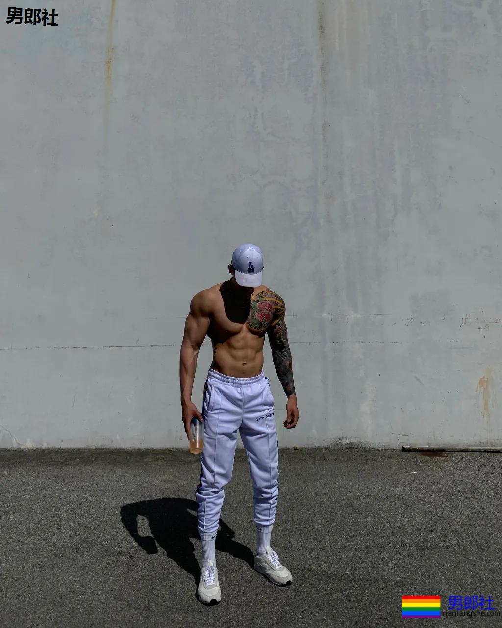 195灰裤子体育生,长腿翘臀公狗腰,强大实力藏不住了! - 51虹马 195灰裤子体育生,长腿翘臀公狗腰,强大实力藏不住了! - 51虹马