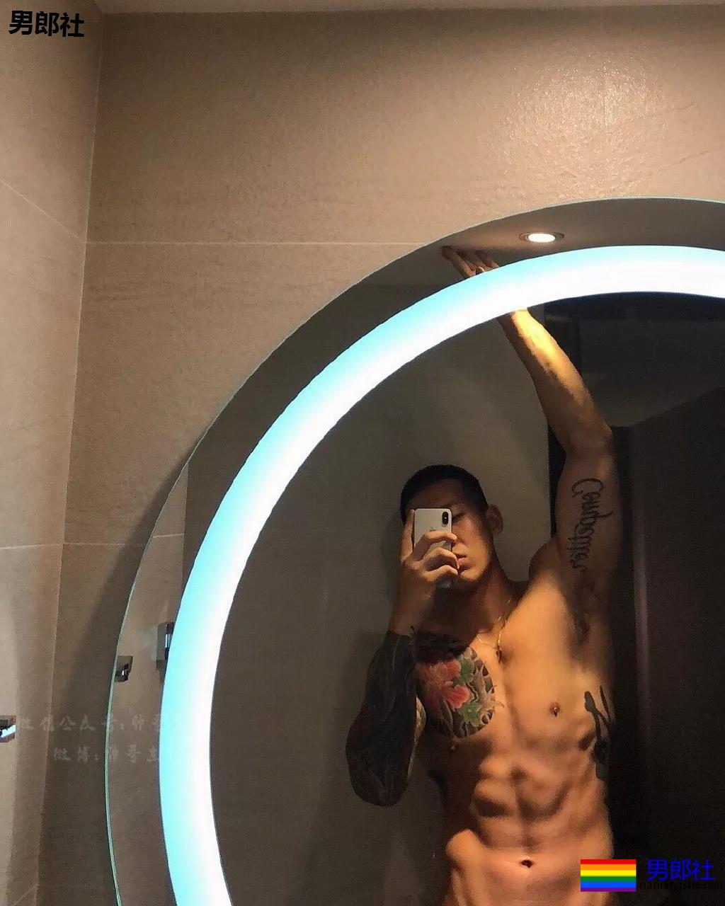 195灰裤子体育生,长腿翘臀公狗腰,强大实力藏不住了! - 51虹马 195灰裤子体育生,长腿翘臀公狗腰,强大实力藏不住了! - 51虹马