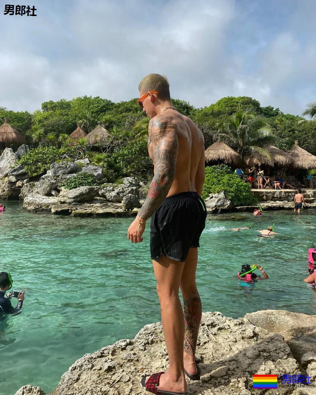 195灰裤子体育生,长腿翘臀公狗腰,强大实力藏不住了! - 51虹马 195灰裤子体育生,长腿翘臀公狗腰,强大实力藏不住了! - 51虹马