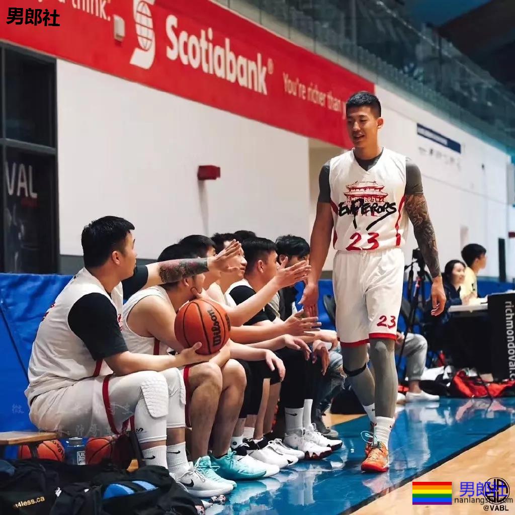 195灰裤子体育生,长腿翘臀公狗腰,强大实力藏不住了! - 51虹马 195灰裤子体育生,长腿翘臀公狗腰,强大实力藏不住了! - 51虹马