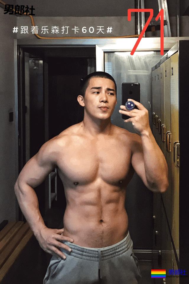 百万粉的网红健身教练早年曾那么丑！如今逆袭帅到被盗图 - 51虹马