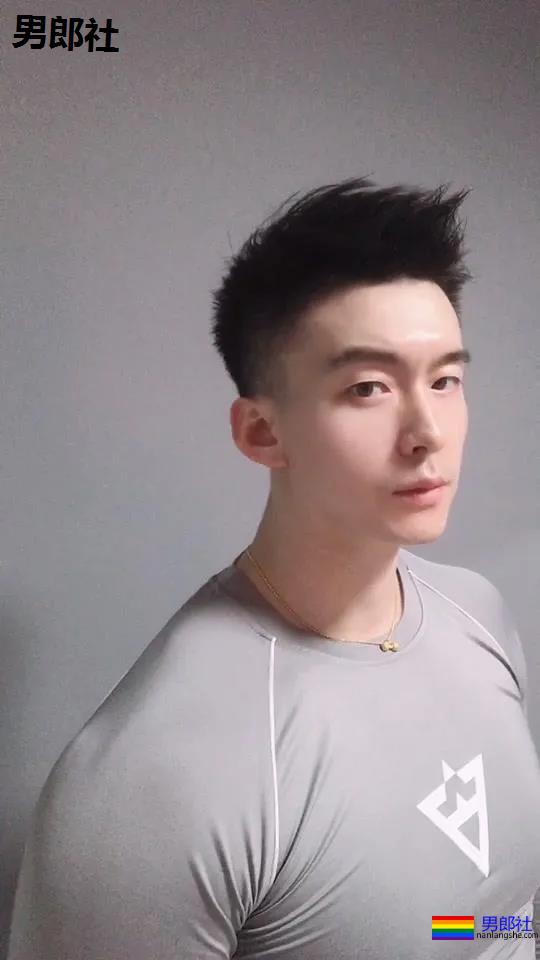 直男体育生、寸头小奶狗刷屏!爆款腱子肉男朋友,你抵抗得了吗? - 51虹马 直男体育生、寸头小奶狗刷屏!爆款腱子肉男朋友,你抵抗得了吗? - 51虹马