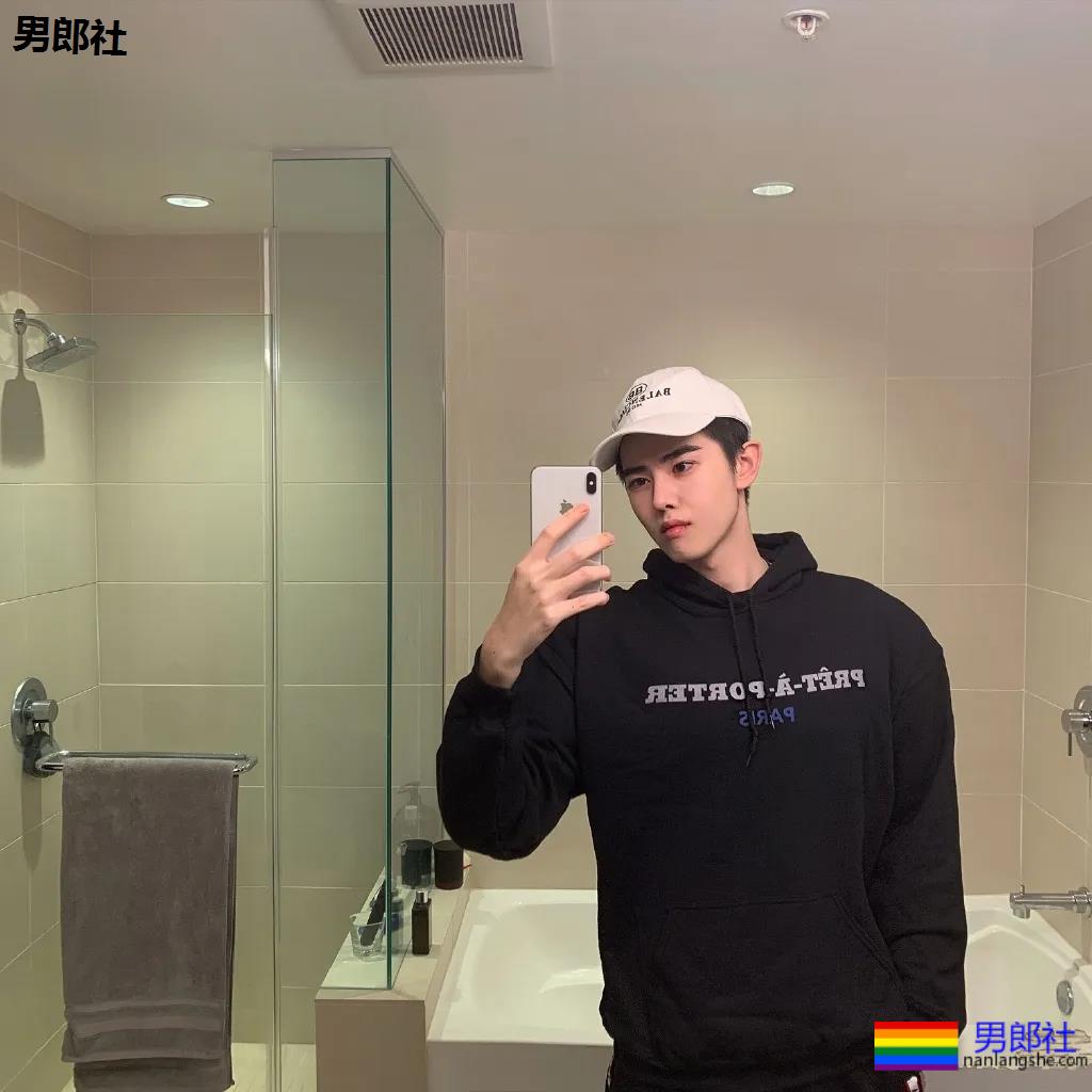 193大长腿超帅小奶狗，康康谁又可以了？ - 51虹马