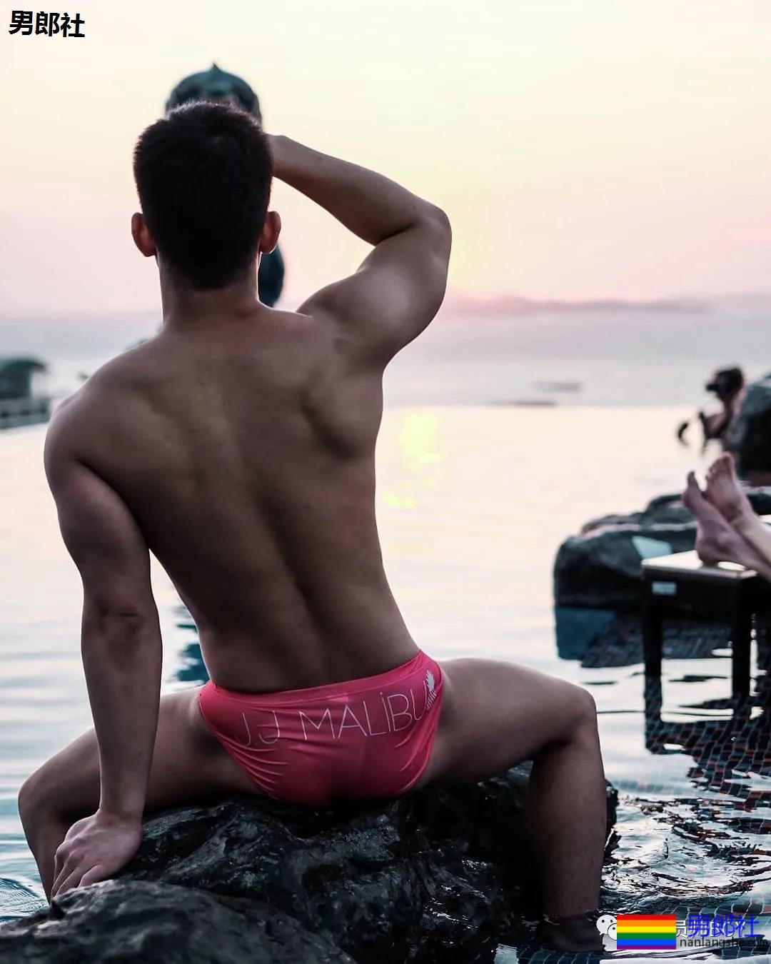 穿泳裤比陈艾森还好看的男模，找了位肌肉工程师当老公 - 51虹马
