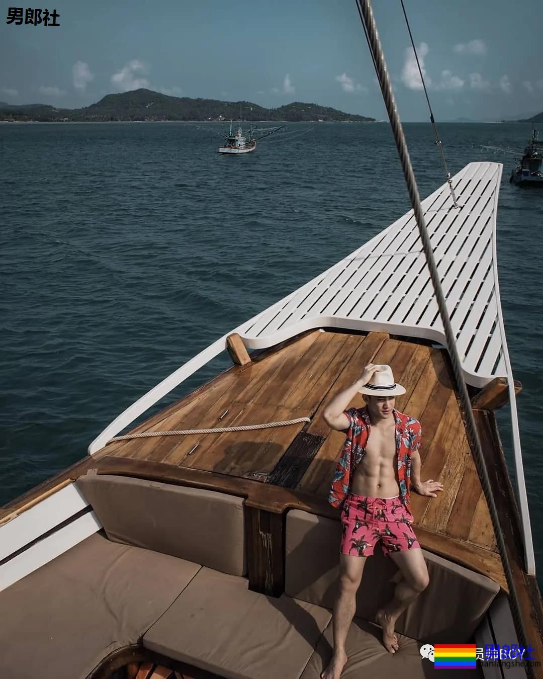 穿泳裤比陈艾森还好看的男模，找了位肌肉工程师当老公 - 51虹马