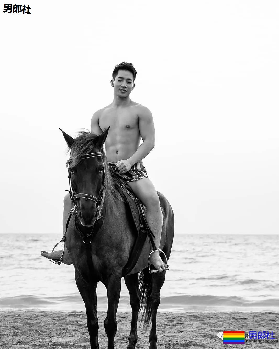 穿泳裤比陈艾森还好看的男模，找了位肌肉工程师当老公 - 51虹马