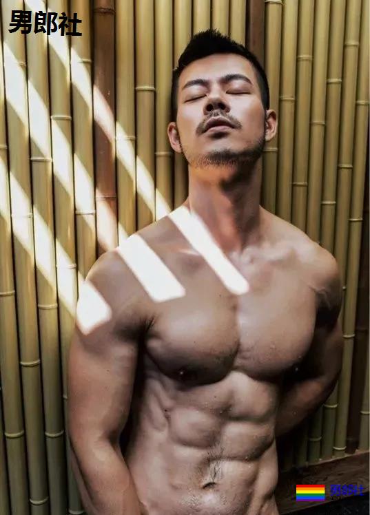 台湾最帅英语老师萧郁轩原来是名混血，身材太棒了 - 51虹马