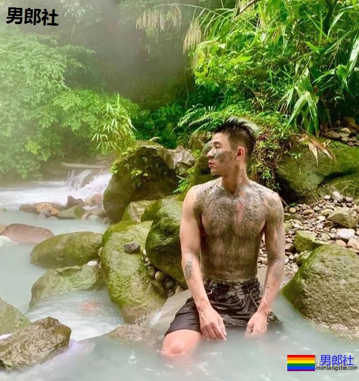 肌肉童颜发堉太好了，能做明星的私教实力一定“大”！ - 51虹马