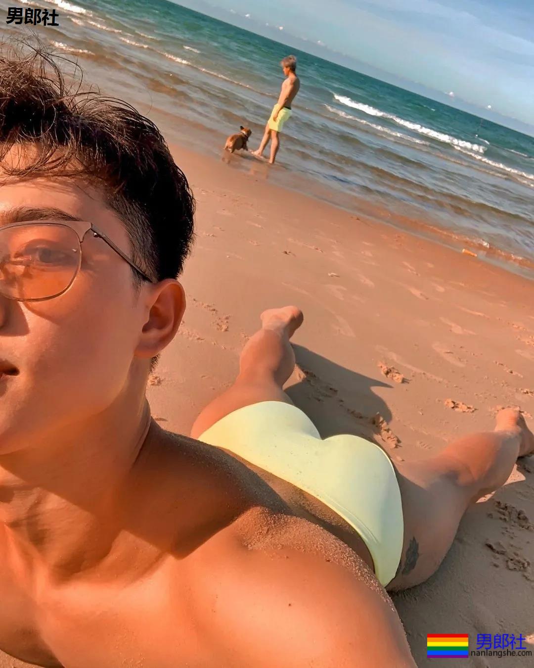 短裤瑜伽教练比毛若懿还软!96年腱子肉小狼狗,好水一翘屁嫩男! - 51虹马 短裤瑜伽教练比毛若懿还软!96年腱子肉小狼狗,好水一翘屁嫩男! - 51虹马