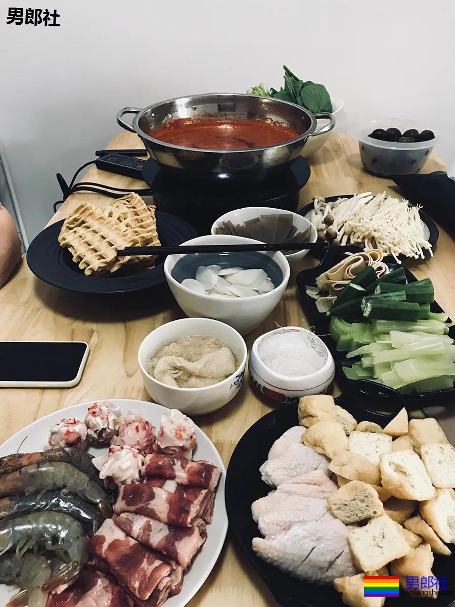 与炮友同居的日子 - 51虹马