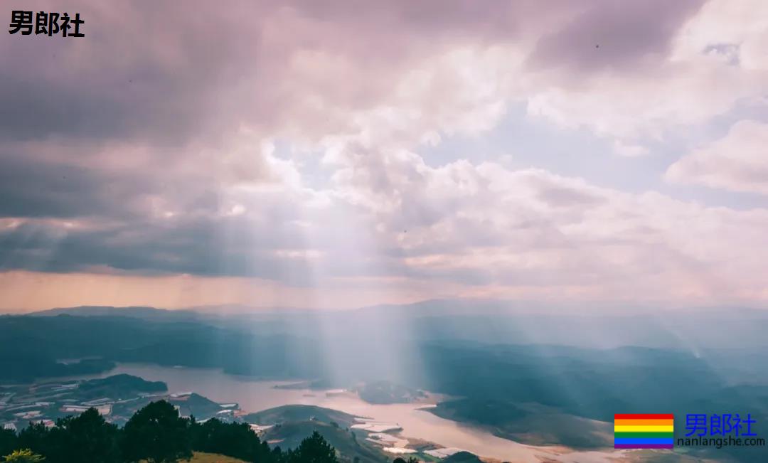 爱上直男室友，你想不到有多痛！ - 51虹马