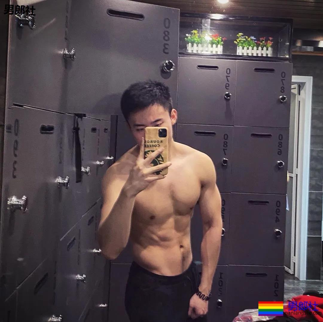 不撸帝撩到小奶狗奔现开房居然要和我sm还带上摄像机? - 51虹马 不撸帝撩到小奶狗奔现开房居然要和我sm还带上摄像机? - 51虹马