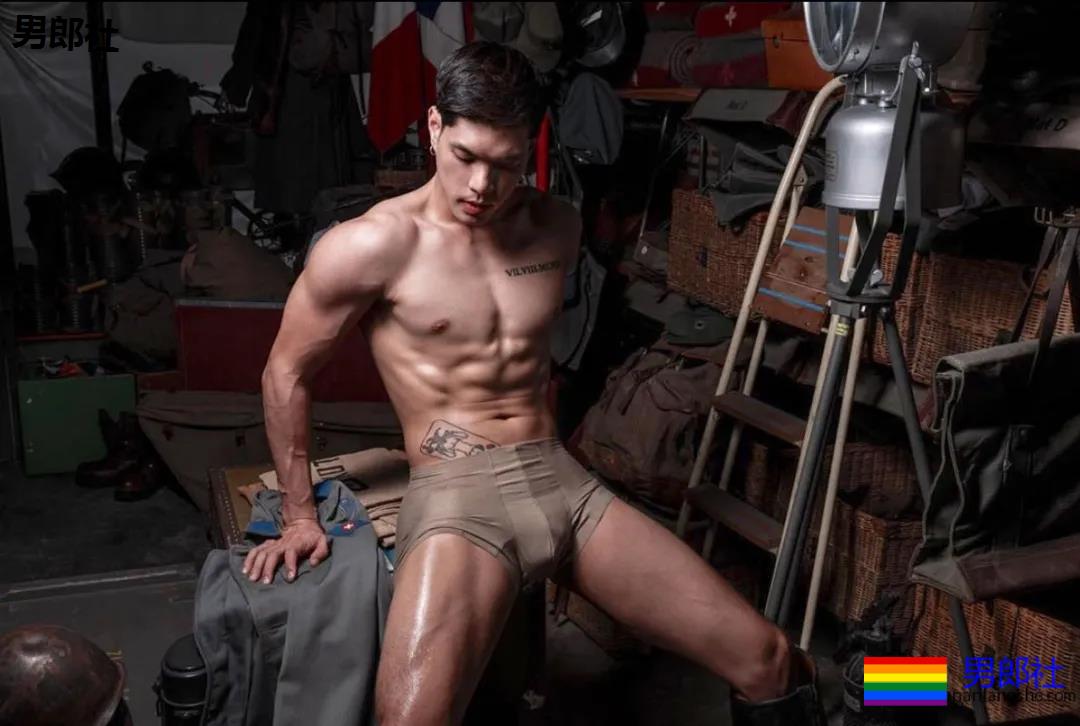 亚裔男模私下拍写真da,散发的荷尔蒙很有魅力,18cm小狼狗。 - 51虹马 亚裔男模私下拍写真da,散发的荷尔蒙很有魅力,18cm小狼狗。 - 51虹马