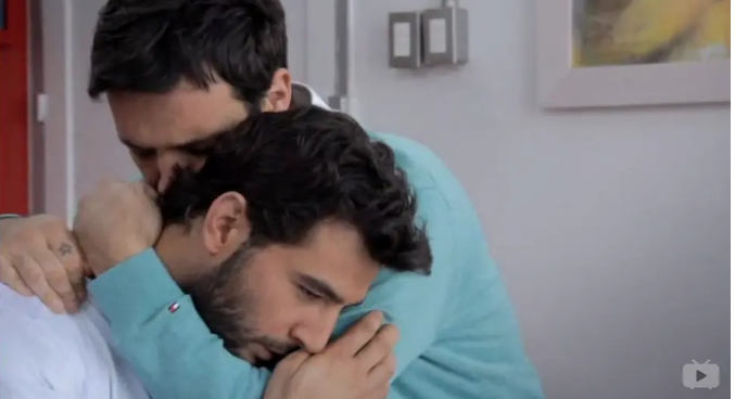 浴室与性感男妓の激情"游戏"，耻度之大令人咂舌! - 51虹马