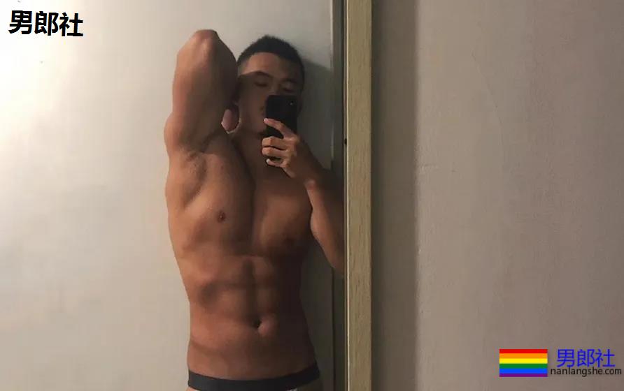 21岁东北肌肉救生员走红，自拍照显惊人实力，想被他救援! - 51虹马