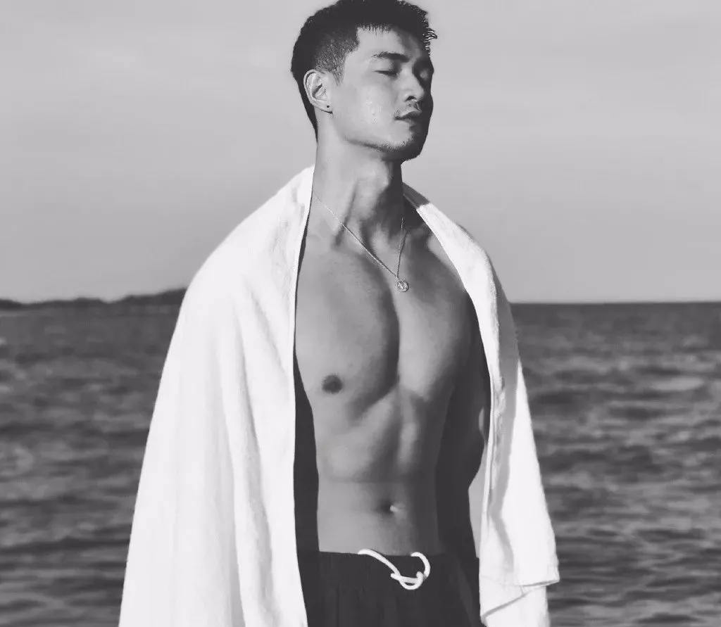 大Dior肌肉猛男！身材Man爆，哭喊着我要~ - 51虹马