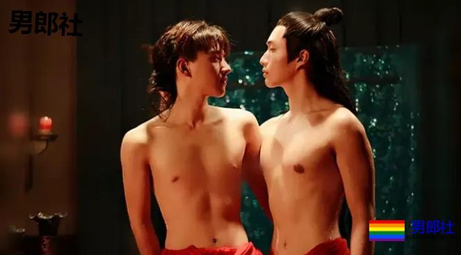 国产片尺度最大没有之一，帝王攻vs穿越受泳池PaPa，战况激烈！ - 51虹马