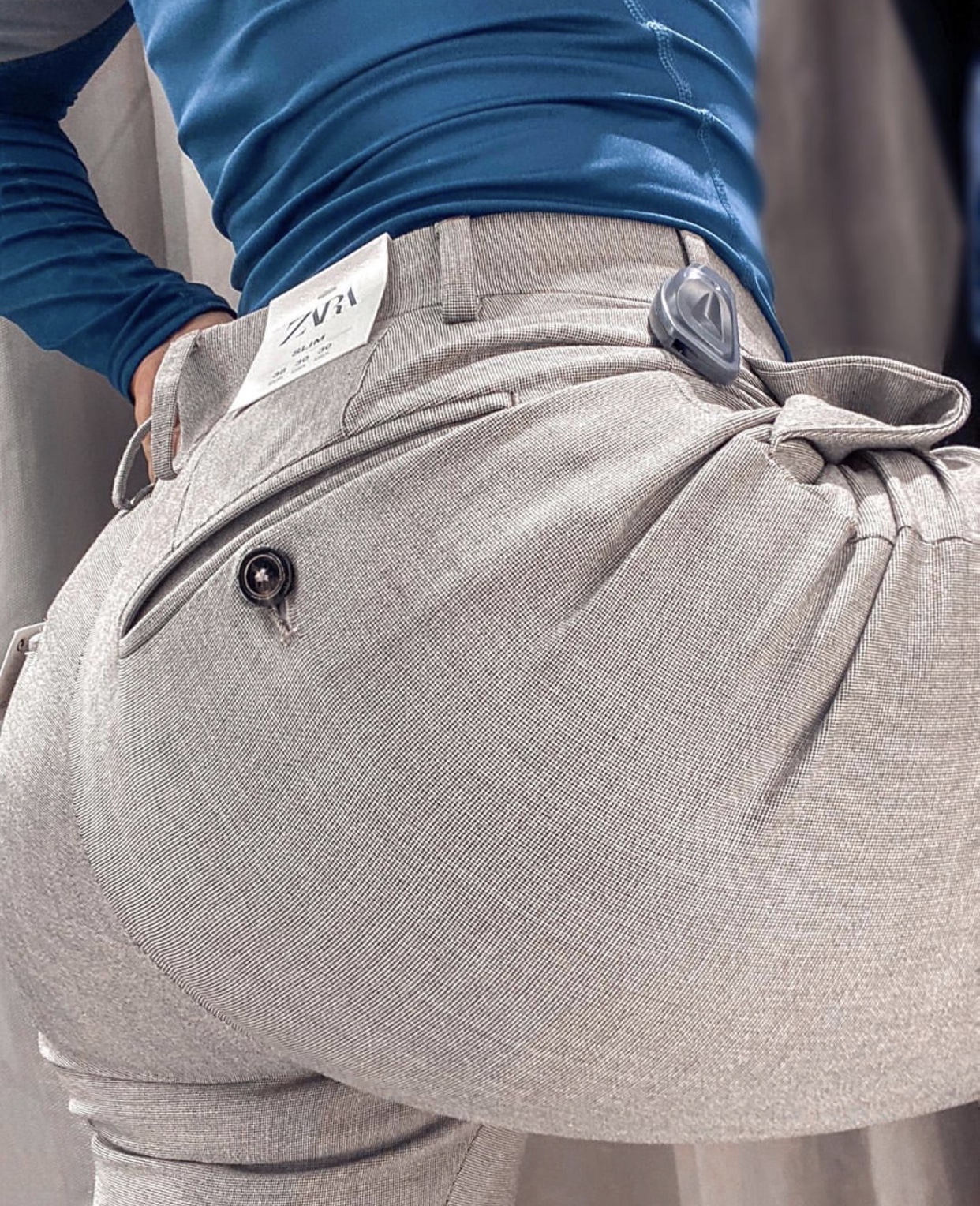 一个有蜜桃臀的男人 - 51虹马 一个有蜜桃臀的男人 - 51虹马