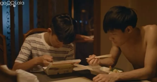 3部新收:懵懂弟弟暗恋肌肉帅哥哥,按摩院的故事。。。 - 51虹马 3部新收:懵懂弟弟暗恋肌肉帅哥哥,按摩院的故事。。。 - 51虹马