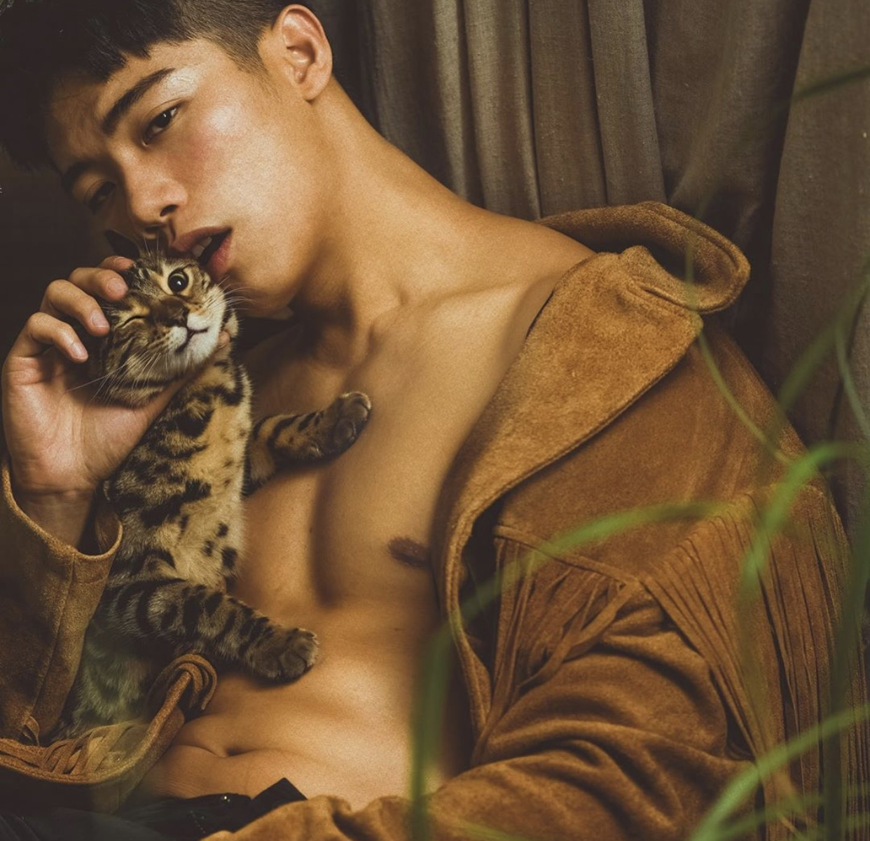 直男认为gay才有的10项行为 - 51虹马