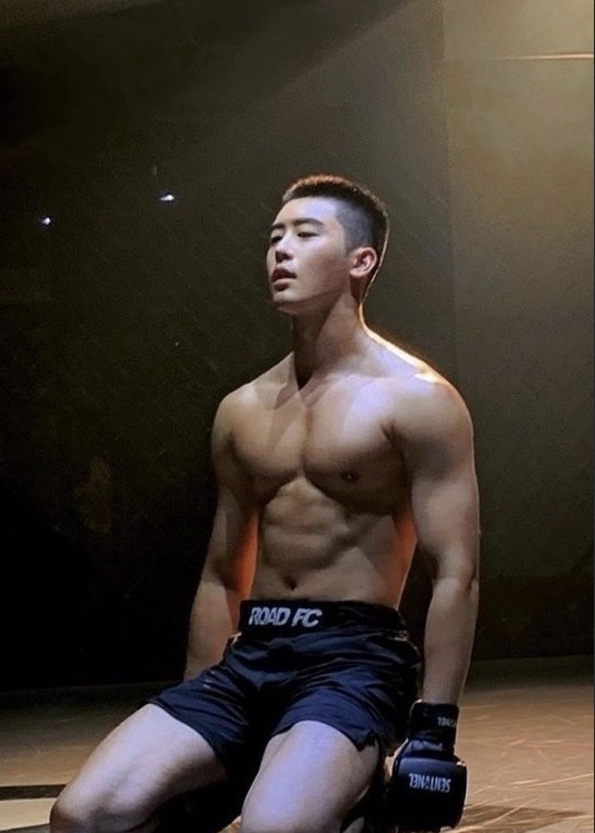 为什么坏男人总是让gay欲罢不能? - 51虹马 为什么坏男人总是让gay欲罢不能? - 51虹马