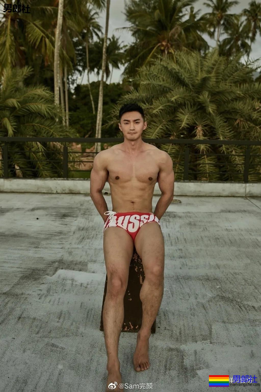 北外红泳裤小哥走红，这身材也太绝了！ - 51虹马