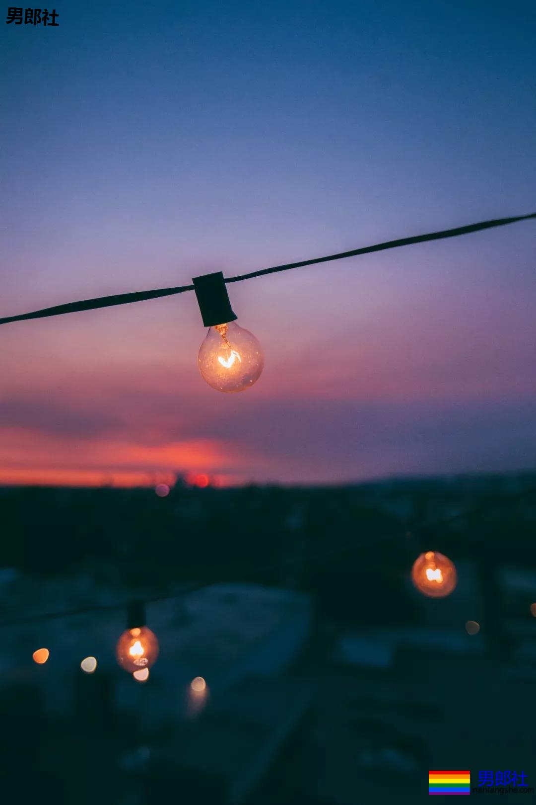 这些迹象表示你爱上他了 - 51虹马