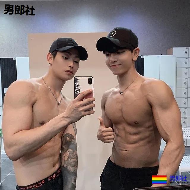 抖音国际版主播网络红人，扒拉一下他的私照 - 51虹马