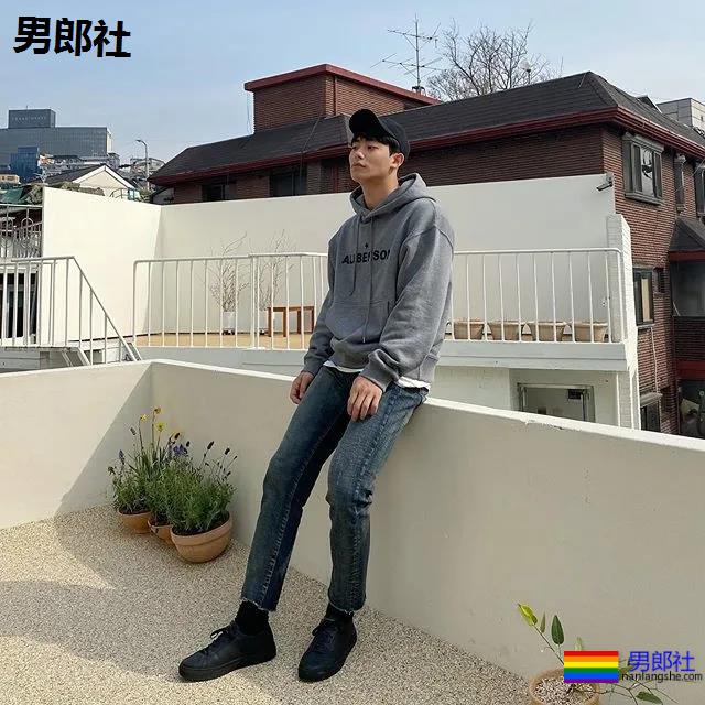 抖音国际版主播网络红人，扒拉一下他的私照 - 51虹马