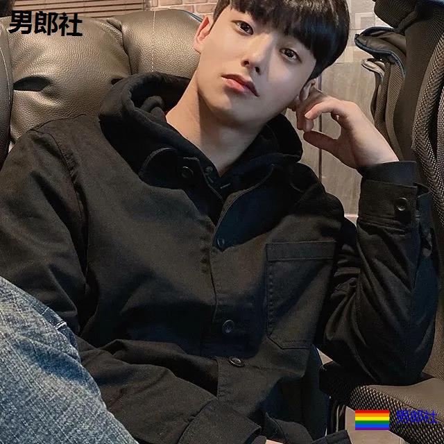 抖音国际版主播网络红人，扒拉一下他的私照 - 51虹马