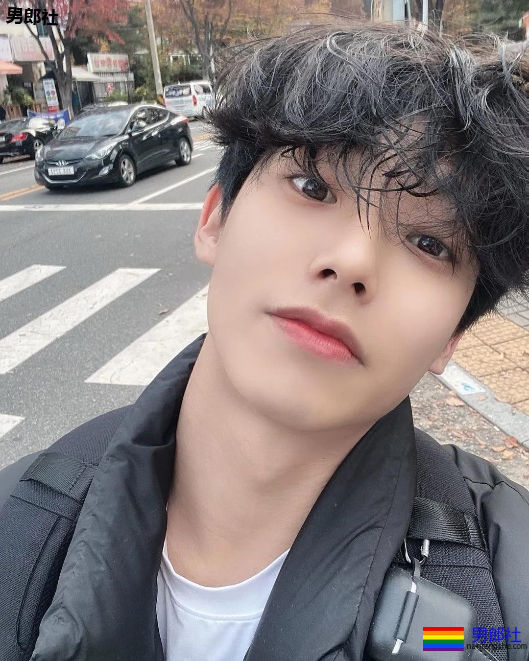 抖音国际版主播网络红人，扒拉一下他的私照 - 51虹马