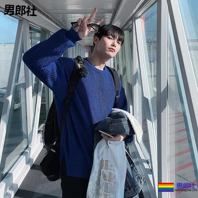 抖音国际版主播网络红人，扒拉一下他的私照 - 51虹马