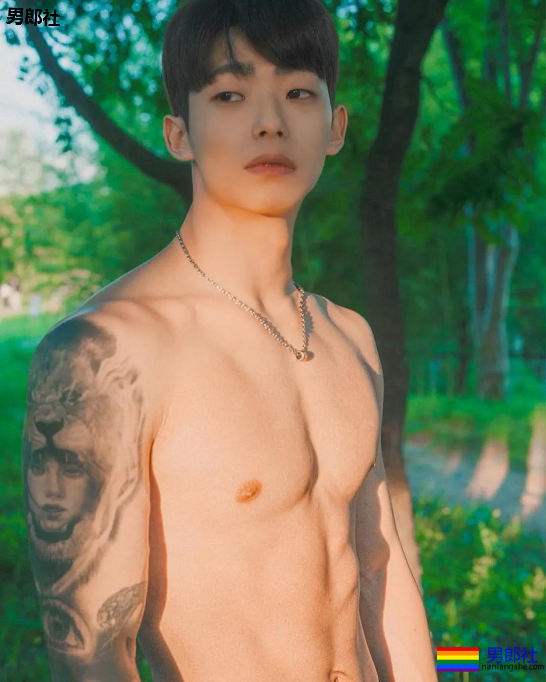 抖音国际版主播网络红人，扒拉一下他的私照 - 51虹马