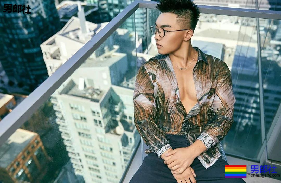 奶凶健气肌肉幼兽，童颜腹肌小筋肉，A爆他！ - 51虹马