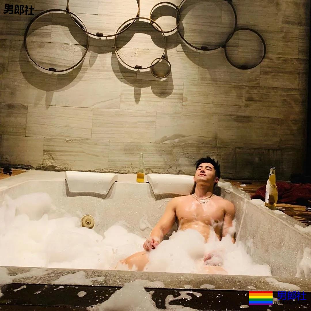 Gay圈名媛排行TOP10 - 51虹马