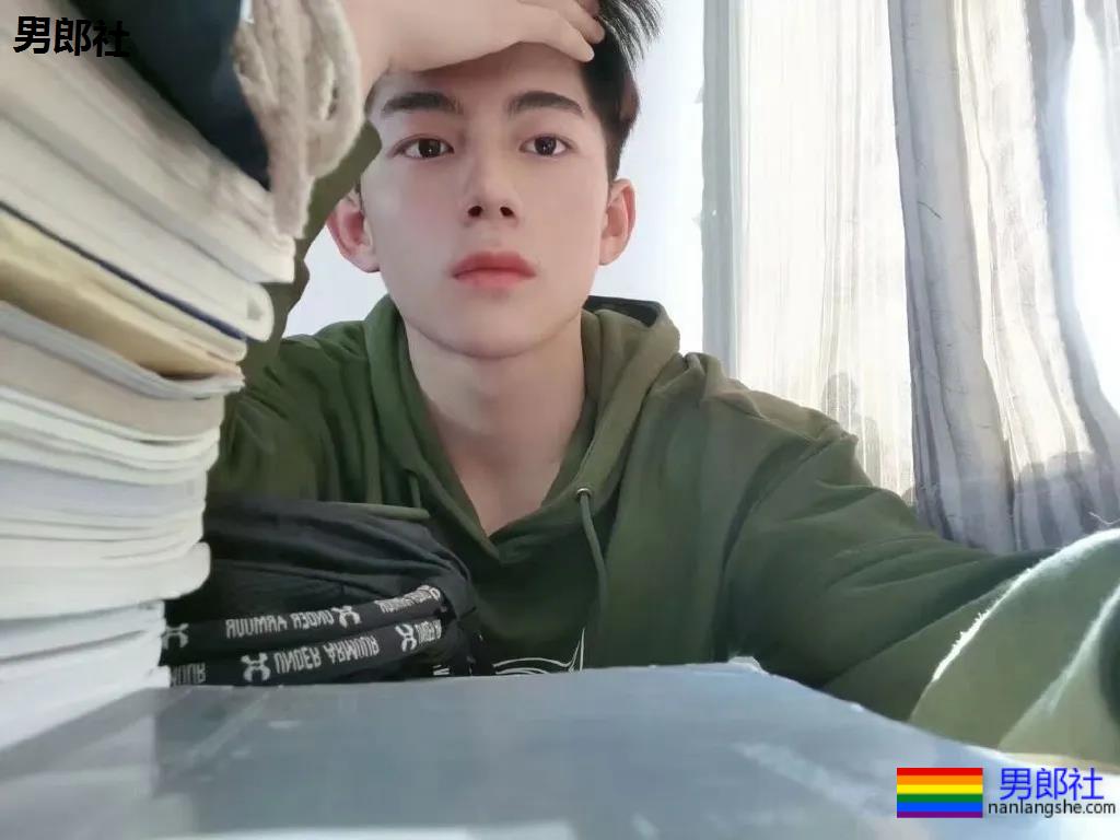 抓拍民间帅哥,逆天颜值太帅了,喜欢哪个请自取! - 51虹马 抓拍民间帅哥,逆天颜值太帅了,喜欢哪个请自取! - 51虹马