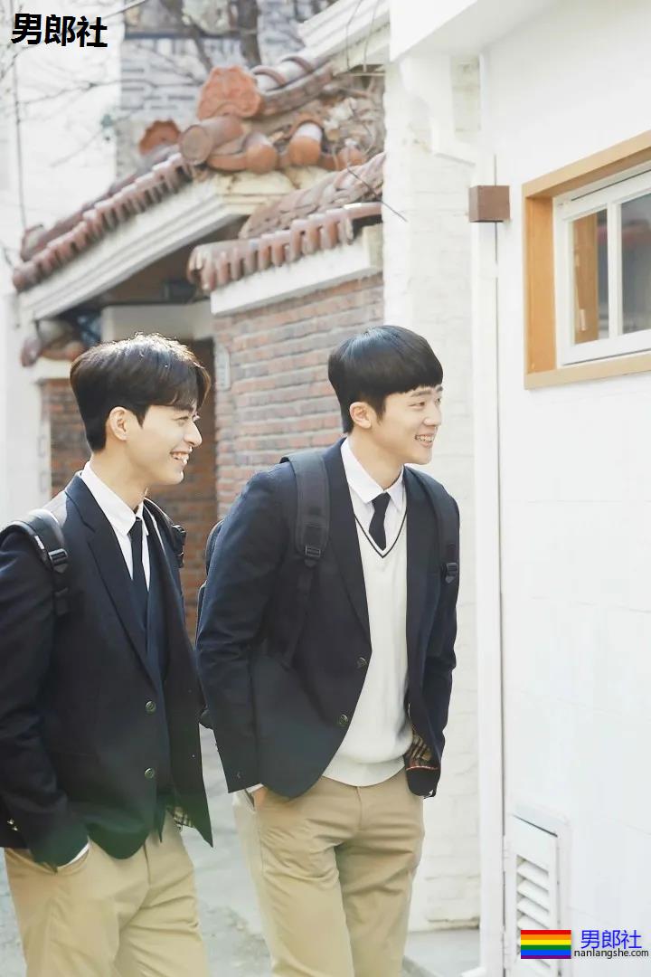 韩国第一部BL网剧受好评 183小鲜肉穿高中校服太“闪耀” 韩国人太会拍了… - 51虹马 韩国第一部BL网剧受好评 183小鲜肉穿高中校服太“闪耀” 韩国人太会拍了… - 51虹马