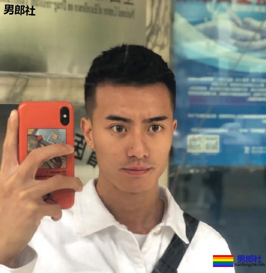 大鼻子内裤肌肉男模扒到了!腹肌小狼狗实力超级强劲! - 51虹马 大鼻子内裤肌肉男模扒到了!腹肌小狼狗实力超级强劲! - 51虹马