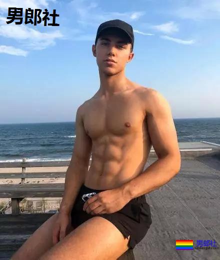 网红双胞胎Gay为了抢男人吵架！ - 51虹马