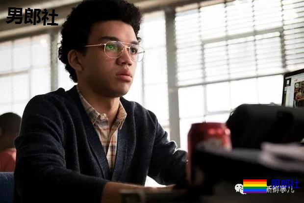 "大侦探皮卡丘"男星史密斯宣布出柜，秀出男友照片 - 51虹马