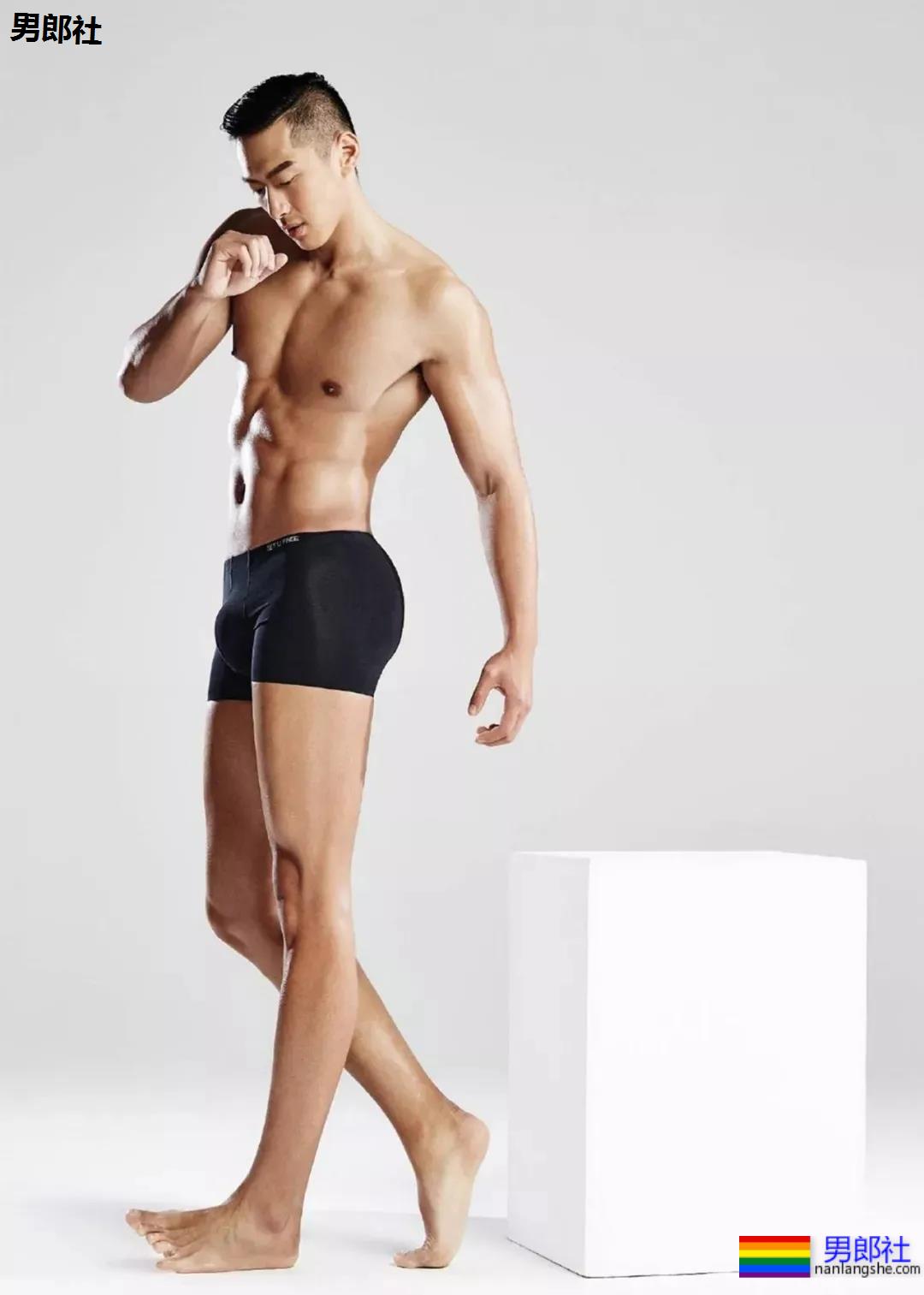 193长腿大鼻子筋肉小哥，腹肌公狗腰体育生身材太馋人！ - 51虹马